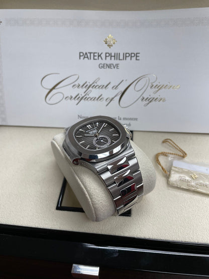 PP Nautilus Annual Calendar Moon Phase Steel